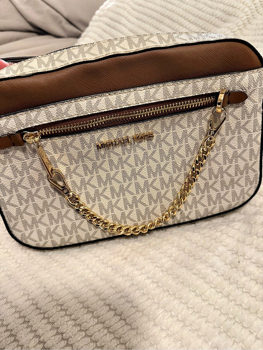 Michael Kors Jet Set Charm Large East/West Camera Crossbody Bag